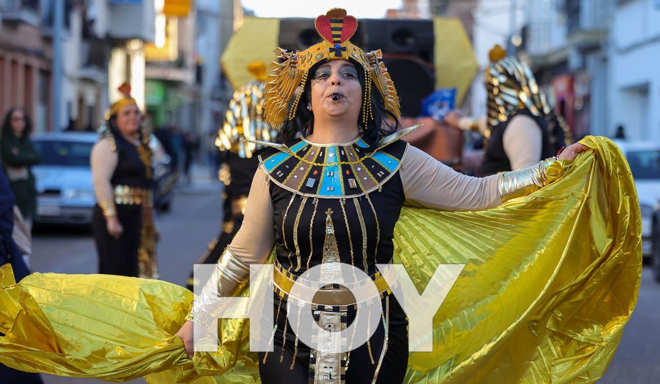 Fotos | Desfile de comparsas del Carnaval de Villanueva 2026 (II)