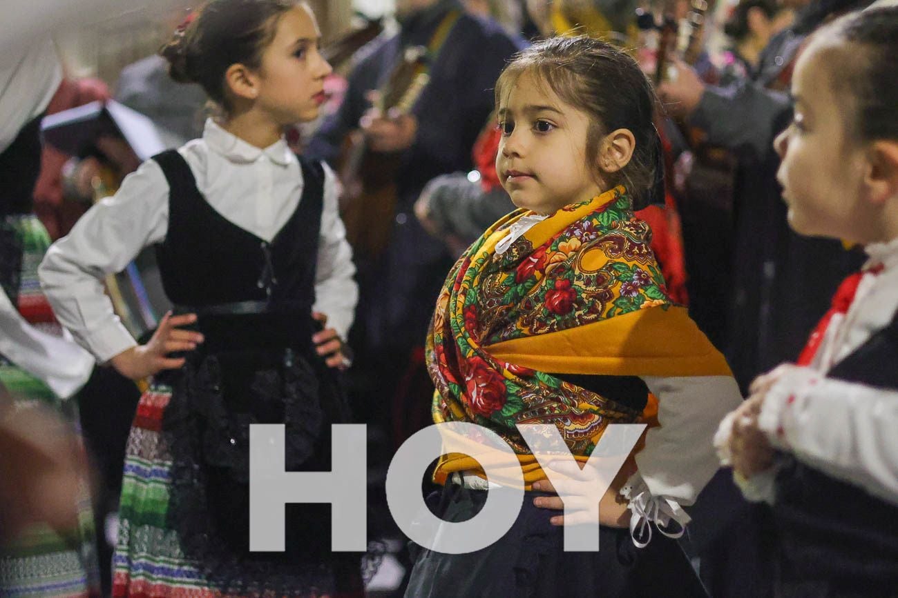 FOTOS | Tradicional Manteo del Pelele en Villanueva de la Serena