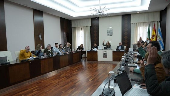 Modificación presupuestaria para reparar caminos rurales
