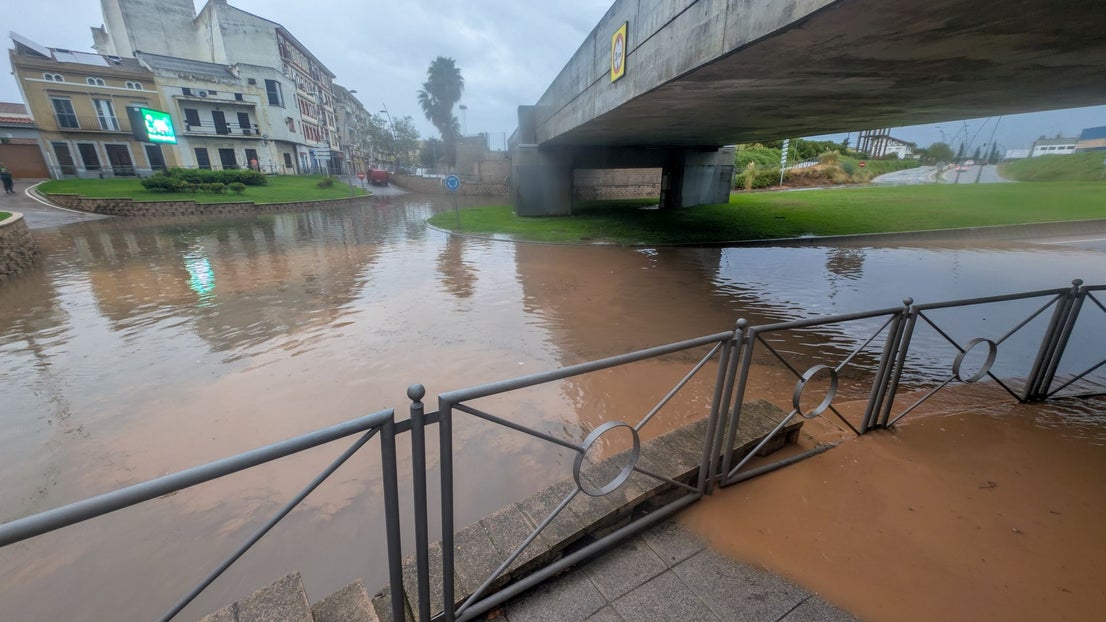 Numerosas incidencias por la lluvia en Villanueva de la Serena
