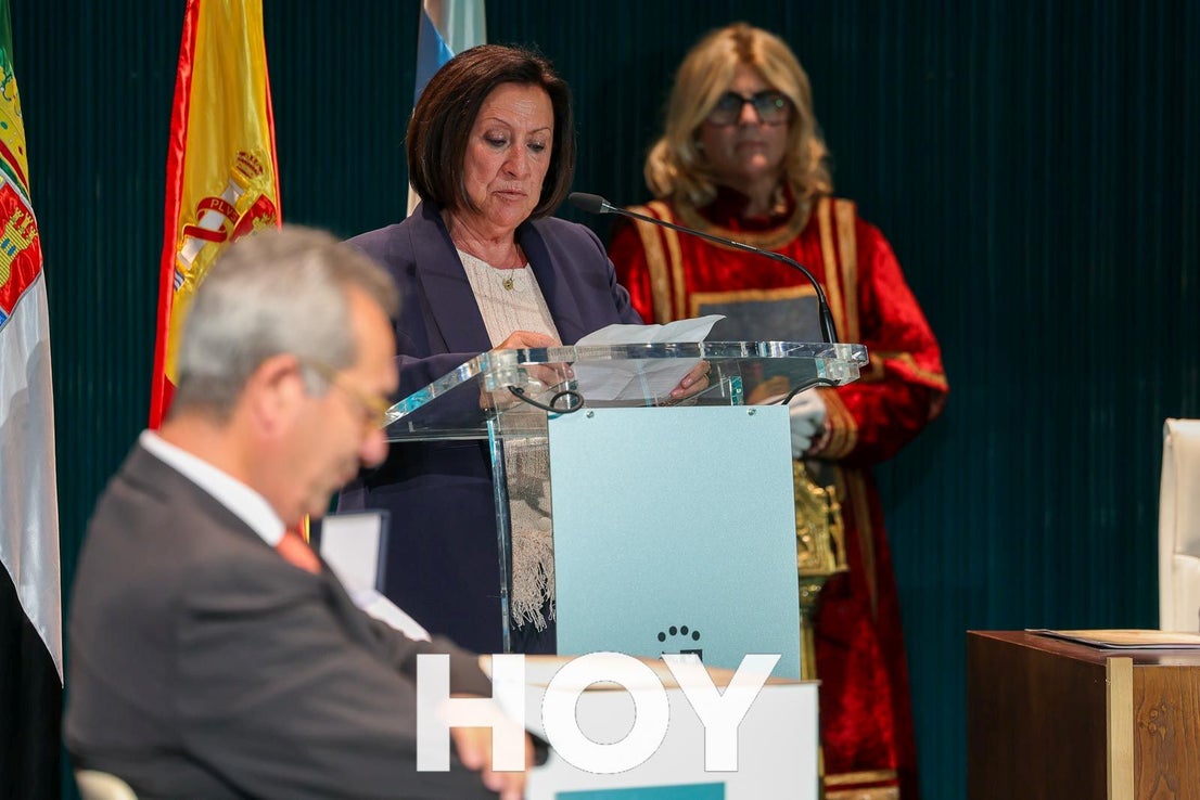 En imágenes: Atanasio Naranjo recibe la Medalla de la Ciudad
