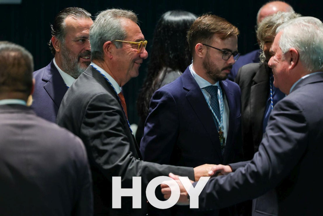 En imágenes: Atanasio Naranjo recibe la Medalla de la Ciudad