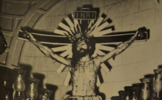 Foto antigua del Cristo de la Expiración