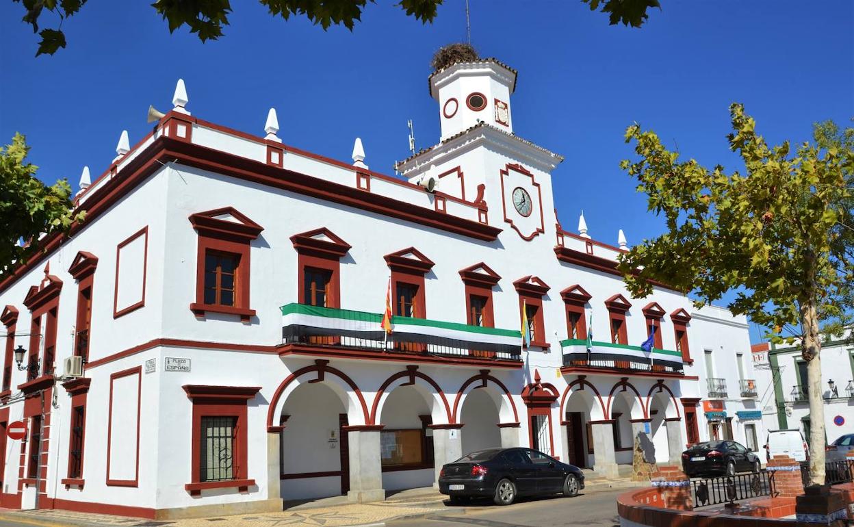 Ayuntamiento de Villanueva del Fresno.