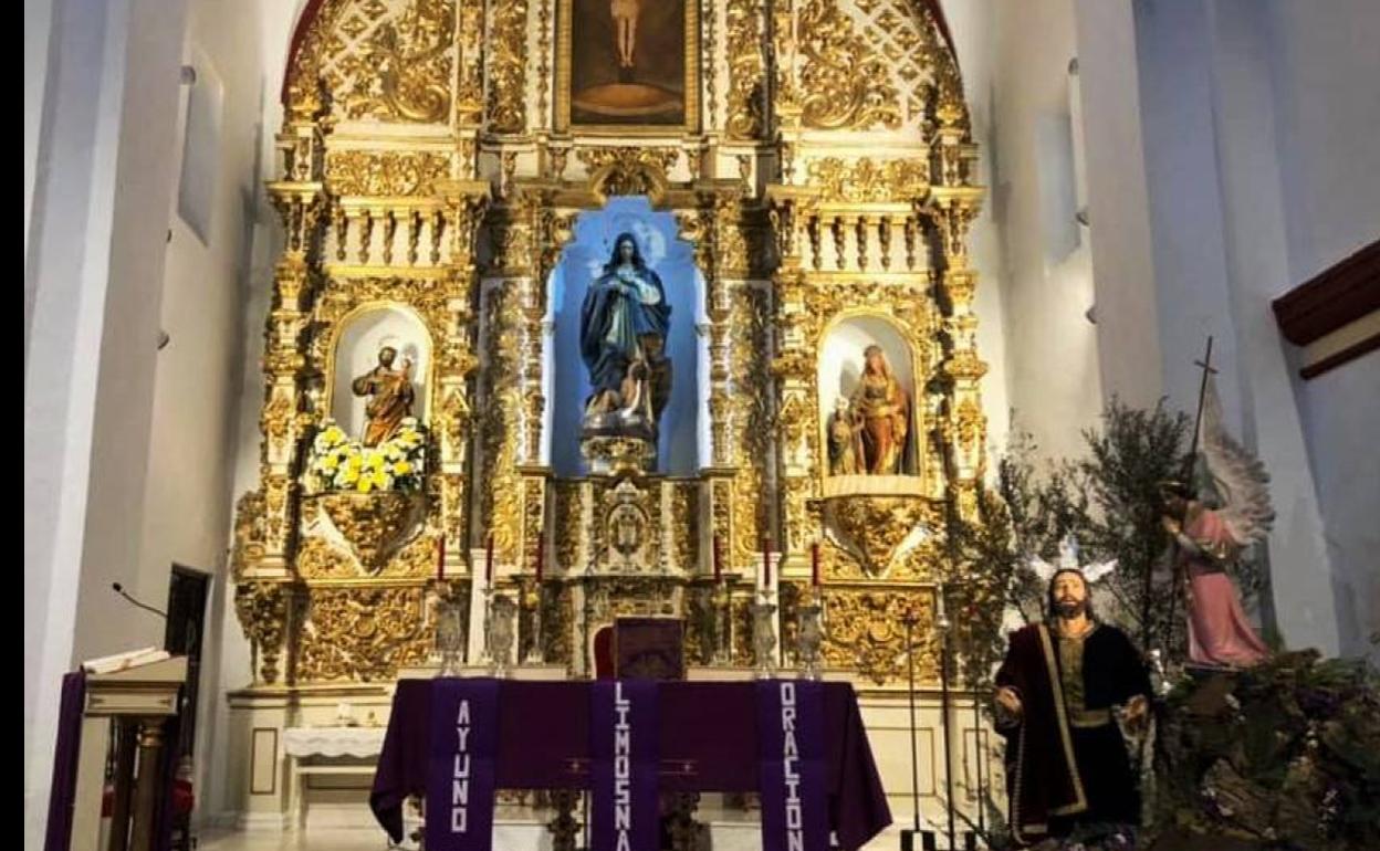 Altar mayor de la Parroquia de la Purísima Concepción.