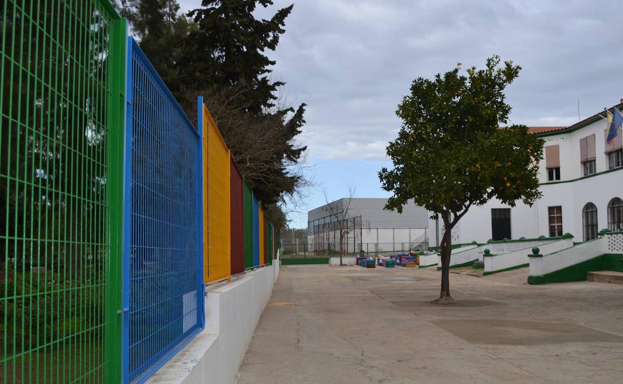 Vista del patio del C.E.I:P. Francisco Rodríguez Perera.