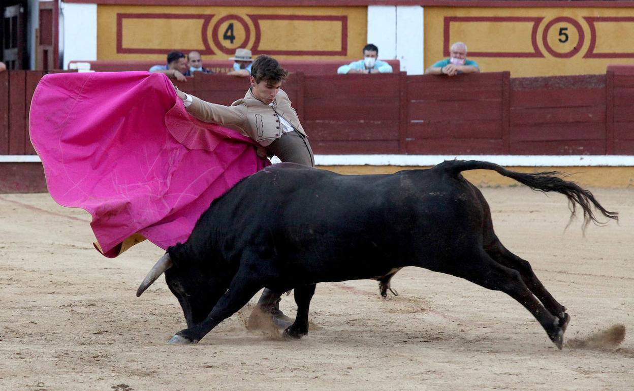 Eric Olivera representará a la Escuela de Badajoz en el XXVI Ciclo de Novilladas Andaluzas