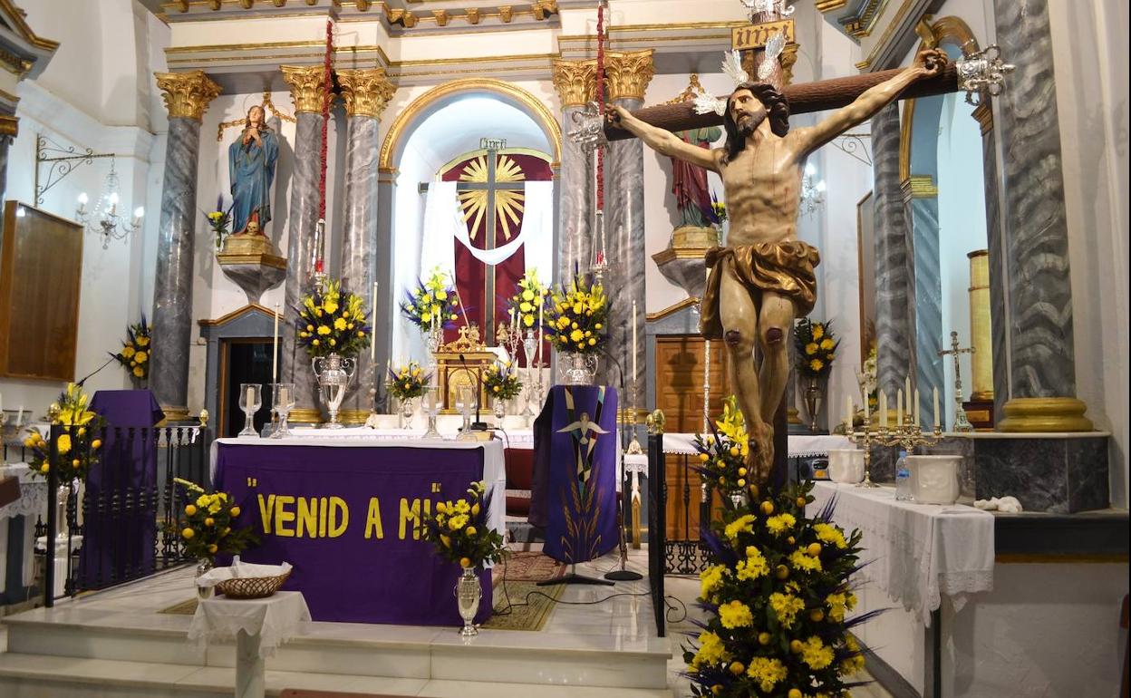 Imagen de archivo del Cristo de la Expiración preparado para el besapiés.