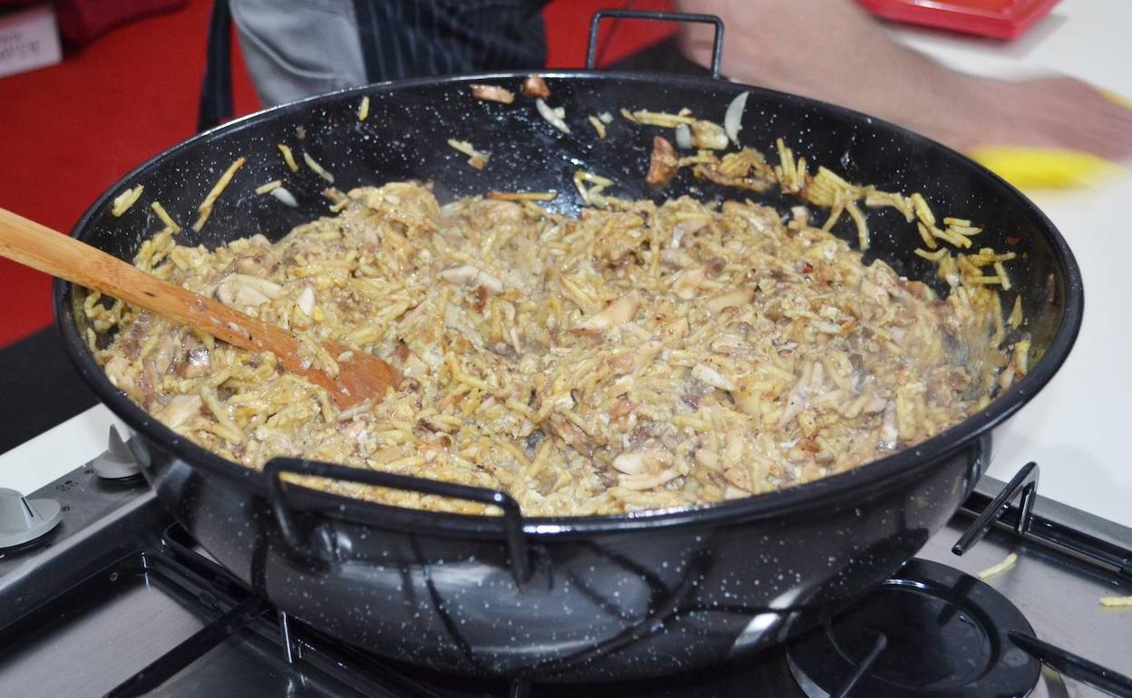 La Escuela Superior de Hostelería oferta cursos de Cocina y Servicios de Bar y Cafetería para personas desempleadas