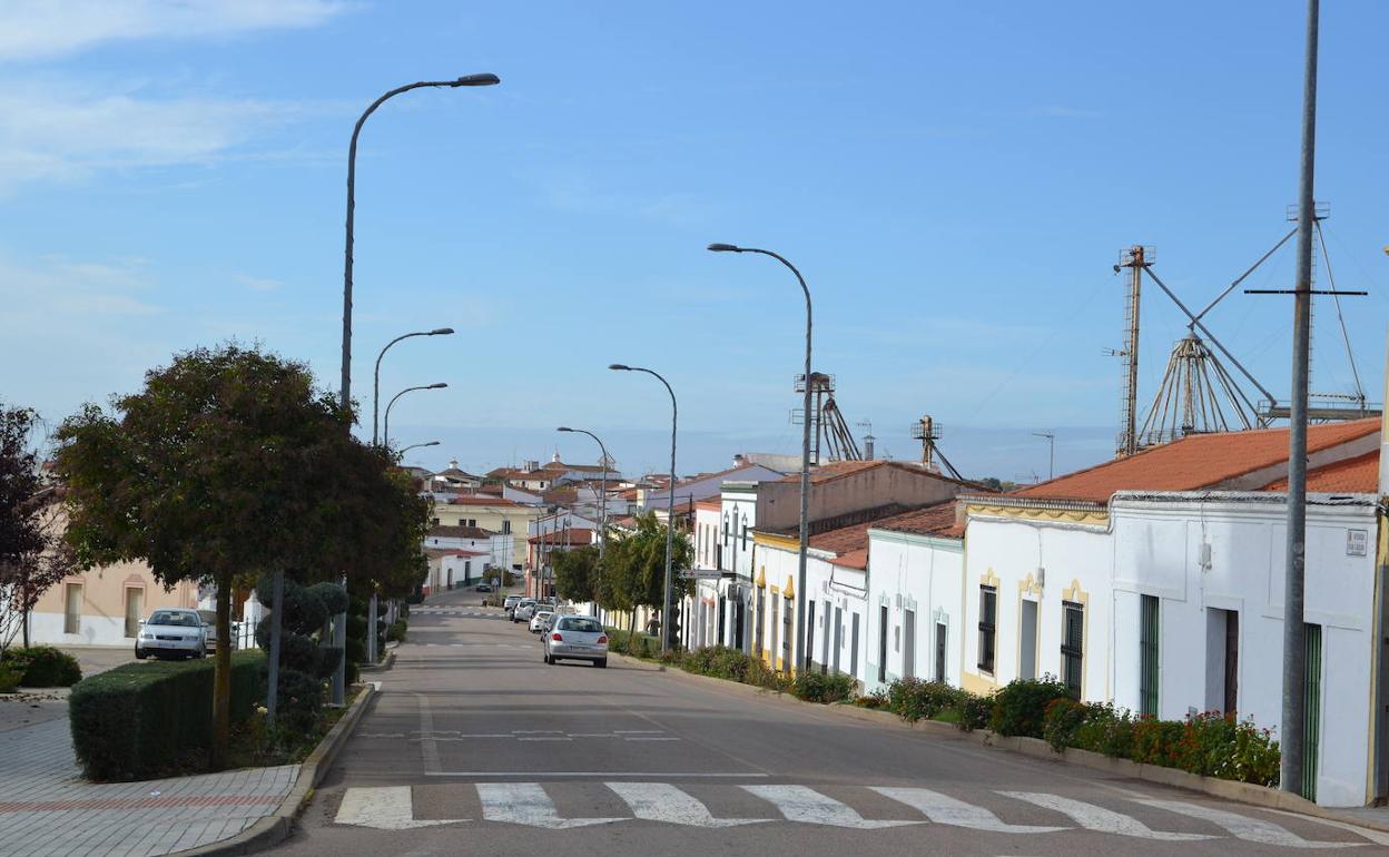 La instalación de dos líneas de media y baja tensión mejorará la calidad de suministro de energía eléctrica