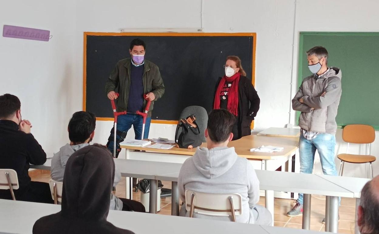 Arranca el Programa Colaborativo Rural en 'Operaciones auxiliares en acabados rígidos y urbanización'