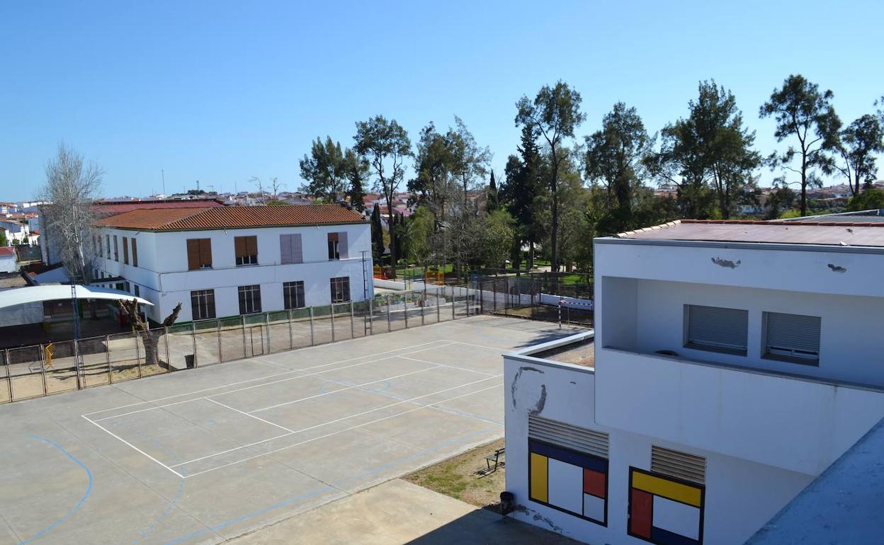 Ambos centros educativos de la localidad.