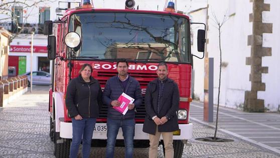 El CPEI entrega un nuevo camión de Bomberos a la Agrupación local