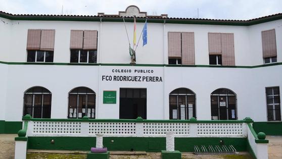 Abierto el plazo de matriculación de Educación Infantil y Primaria en el CEIP F.R. Perera