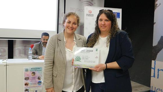El Ayuntamiento recibe el premio LEADER por el proyecto de la Biblioteca Municipal