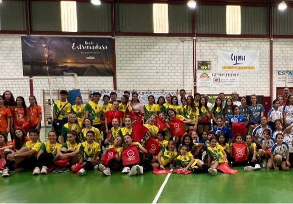 Seis municipios han participado en la I Liga de voleibol Mancomunidad de Olivenza