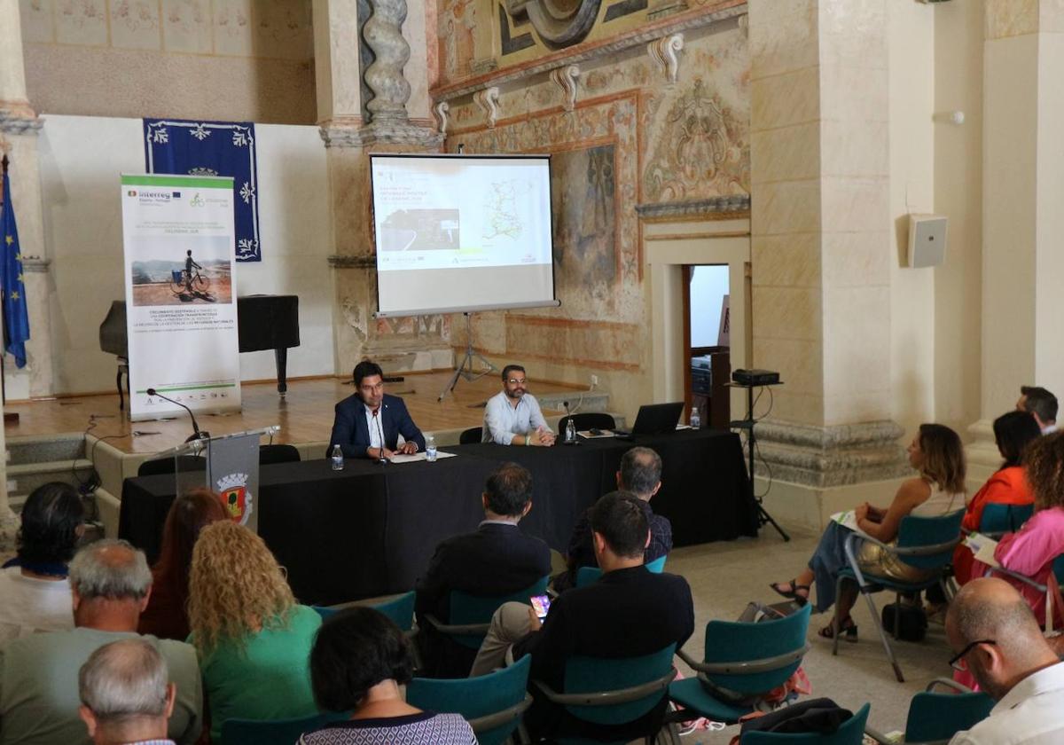 El proyecto de cooperación transfronteriza Ciclosend-Sur se evalúa en Olivenza