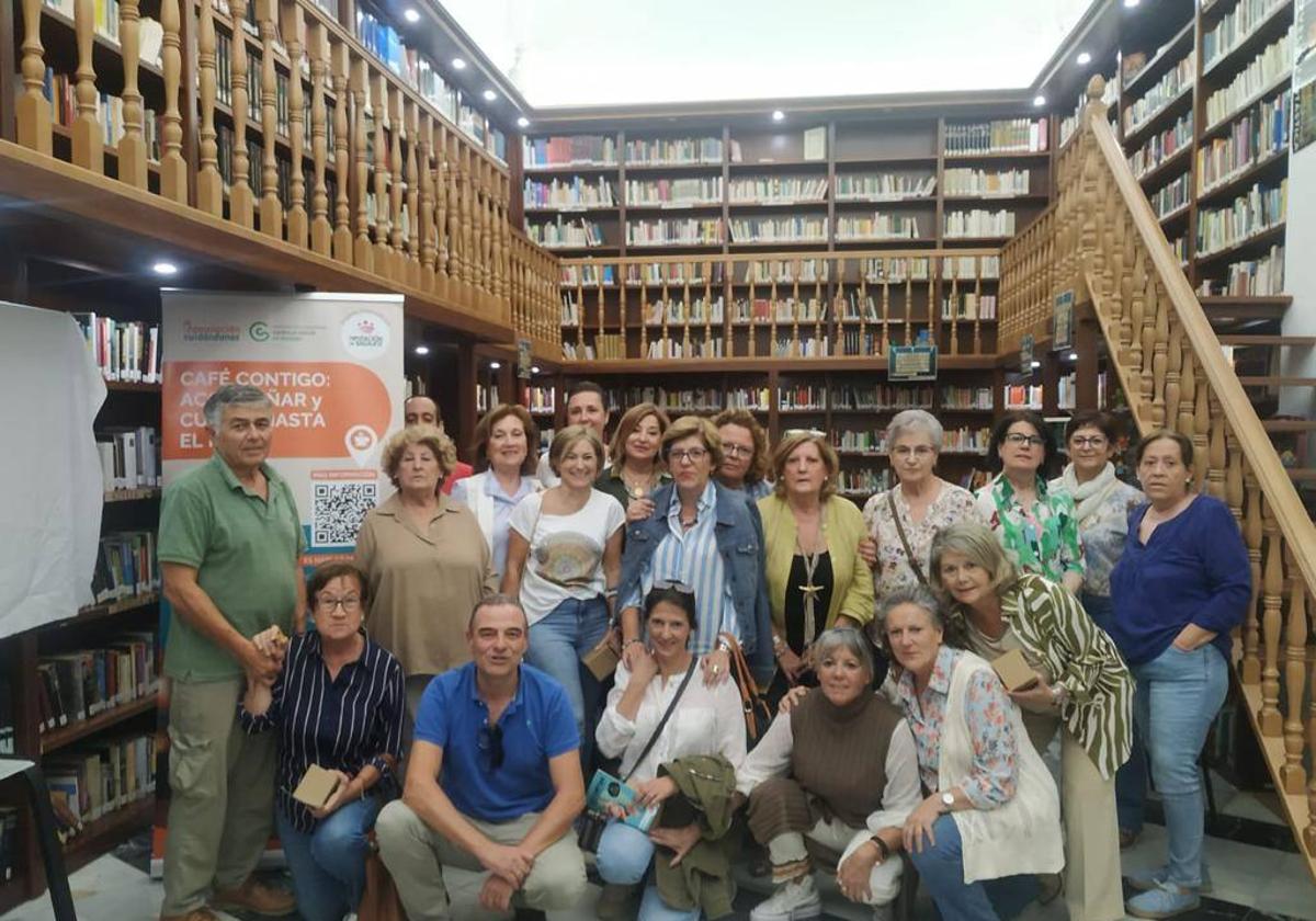 participantes en la sesión de la localidad.