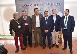 Foto de familia de los seis presidentes de la Fempex desde su constitución.