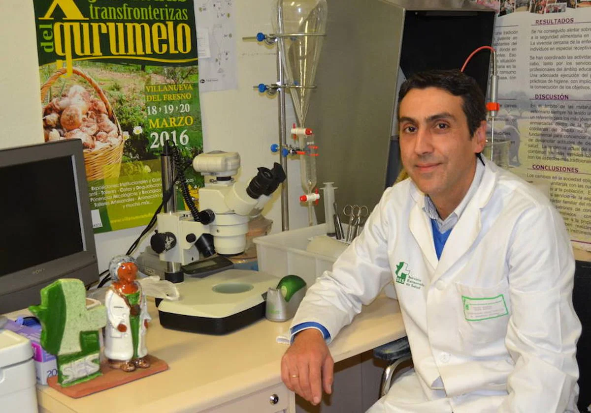 El veterinario y experto micólogo Jesús Crespo.