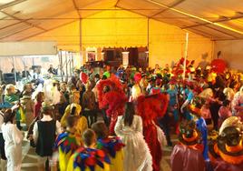 Celebración del carnaval en la carpa municipal, imagen de archivo.