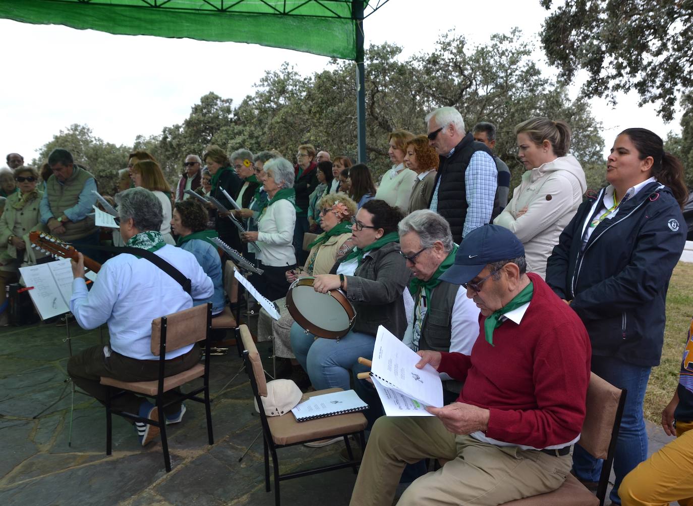 La lluvia respetó la tradicional romería en honor al Patrón San Ginés de la Jara