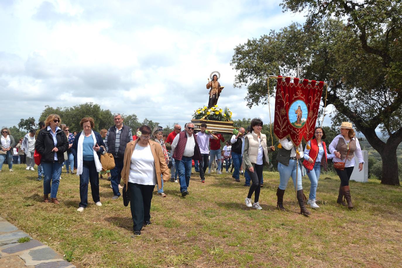 La lluvia respetó la tradicional romería en honor al Patrón San Ginés de la Jara