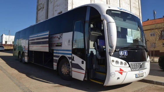 La línea Villanueva-Badajoz de Damas modifica su horario de salida