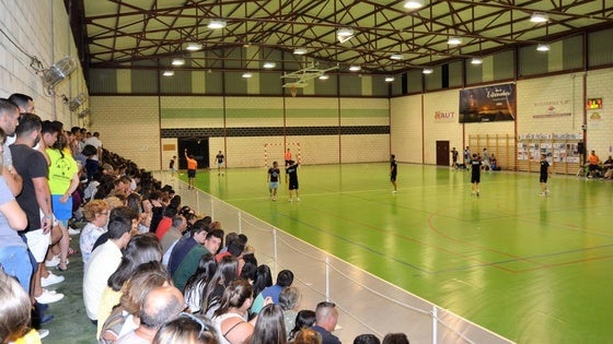 La organización del XX Maratón rebaja a 300 euros el premio de la categoría de absoluta femenina