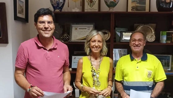 El nuevo sepulturero/enterrador de la localidad jura su cargo
