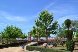 Vista del parque de 'La memoria' en un día soleado.