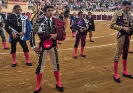 El villanovense pasea con orgullo su triunfo.