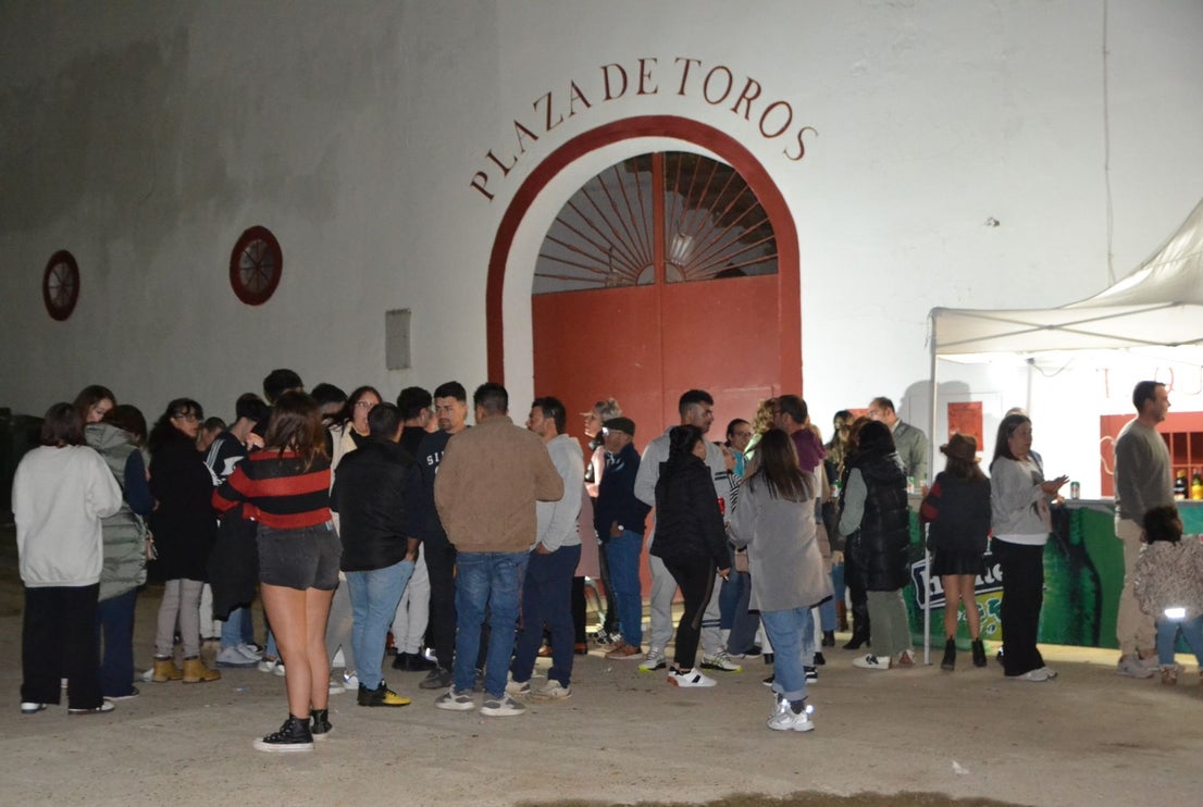 41 personajes hicieron del Pasaje de Halloween una experiencia terroríficamente divertida
