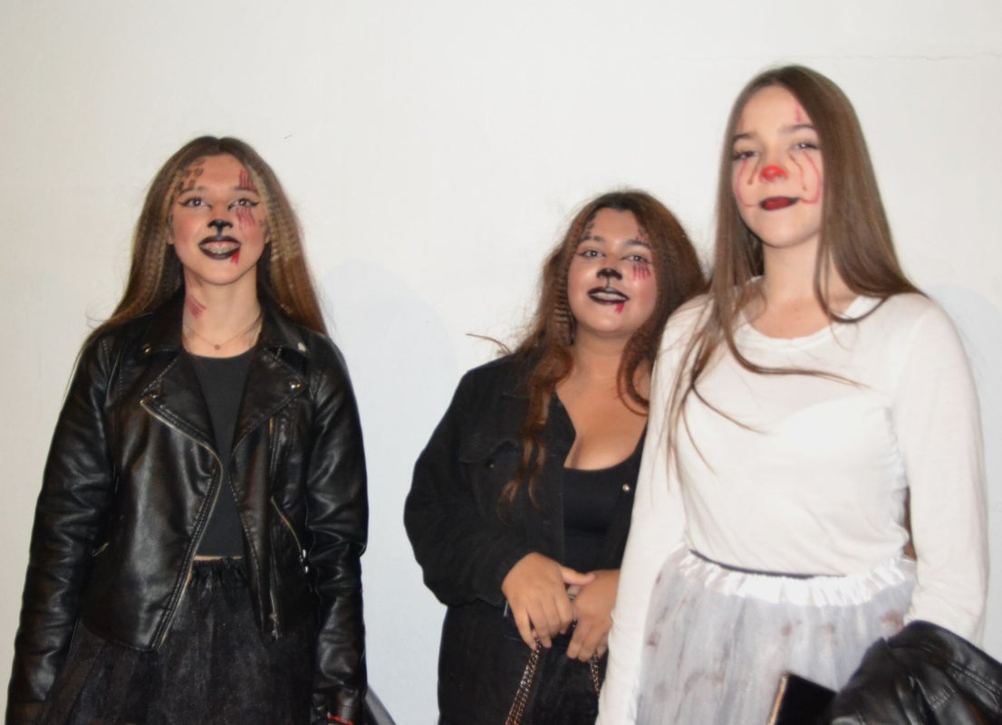 41 personajes hicieron del Pasaje de Halloween una experiencia terroríficamente divertida