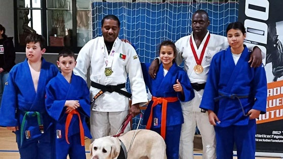 La EMD de Artes Marciales se trae cinco medallas del Torneo Infantil de Ouriços en Fundâo, Portugal
