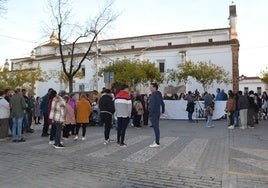 En la tarde de ayer la televisión regional se hizo eco de la protesta.