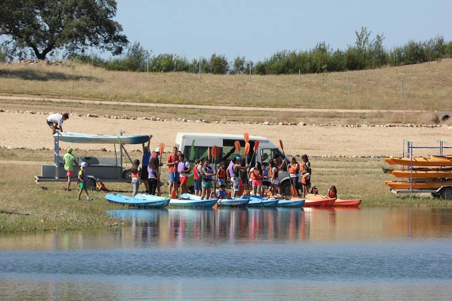 Actividades de piragüismo del Festival de Naturaleza.