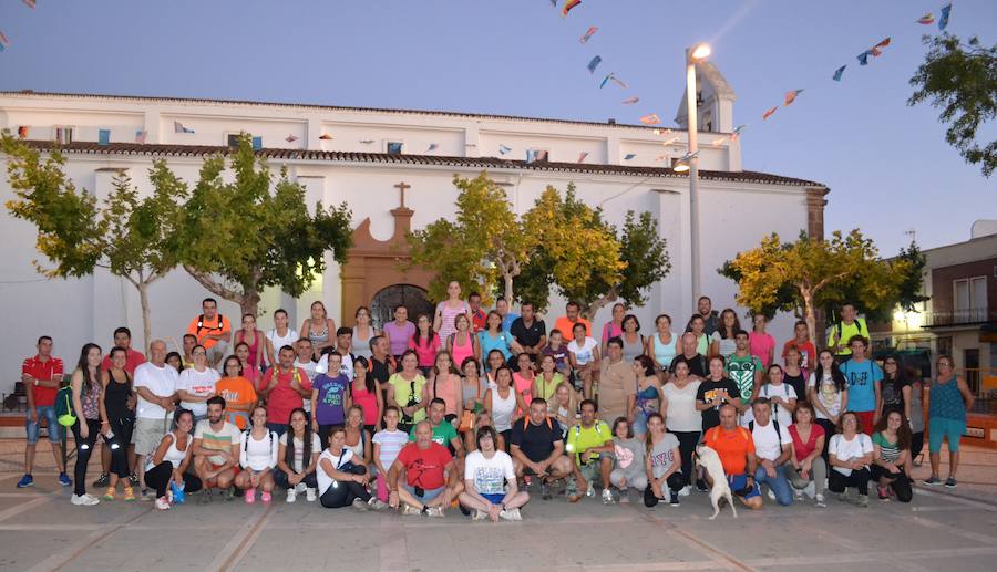 Integrantes de las rutas de senderismo nocturno. A.P