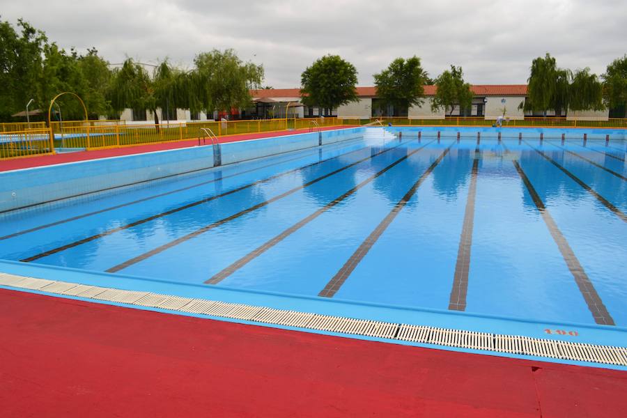 Estado actual de la Piscina Municipal tras las reformas. A.P