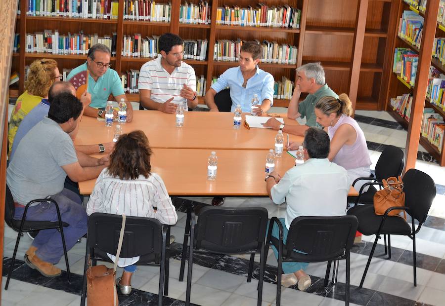Imagen de la primera reunión mantenida.A.P