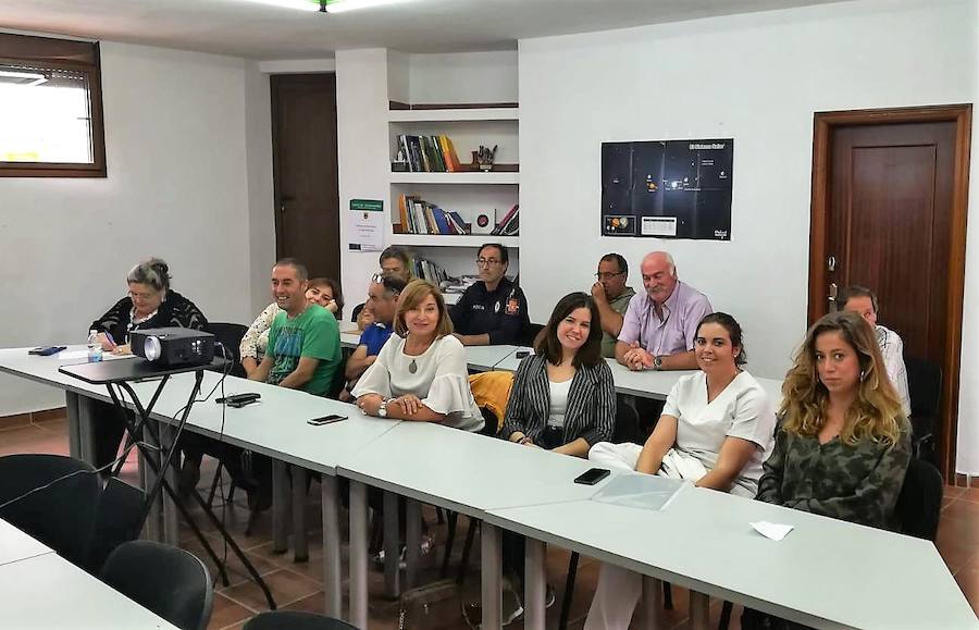 Momento de la reunión. CEDIDA