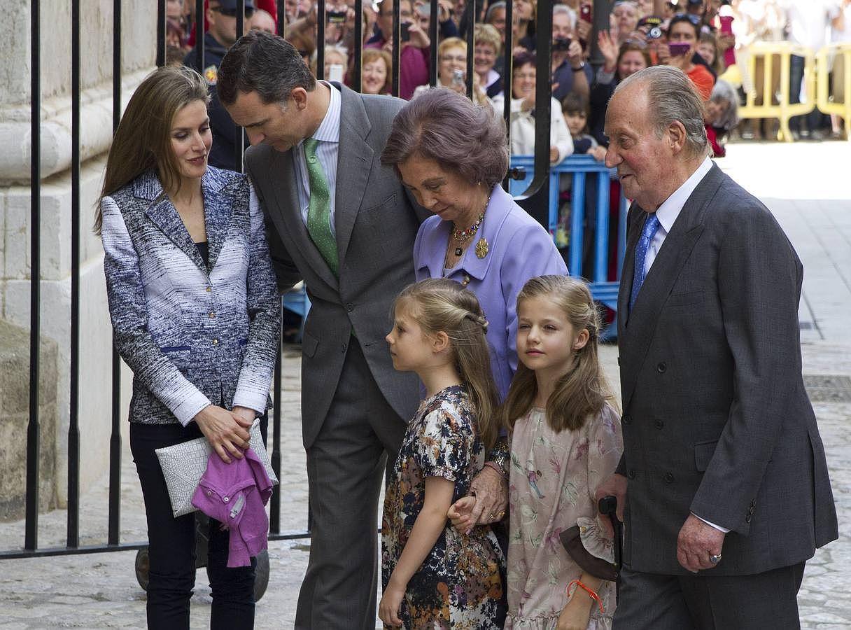 Los Reyes y los Príncipes acuden a la Misa del Domingo de Pascua