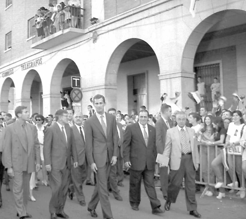 11.06.1996. El Príncipe Felipe visita Don Benito