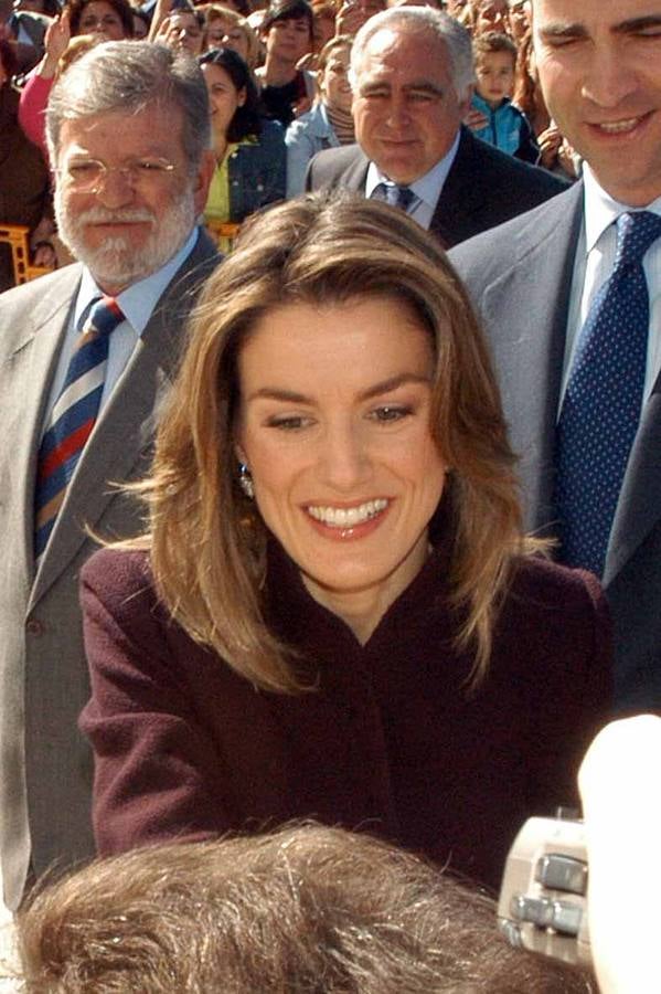 24.04.2006. Doña Leticia y el Príncipe Felipe en Mérida junto a Juan Carlos Rodríguez Ibarra, ex presidente de la Junta de Extremadura