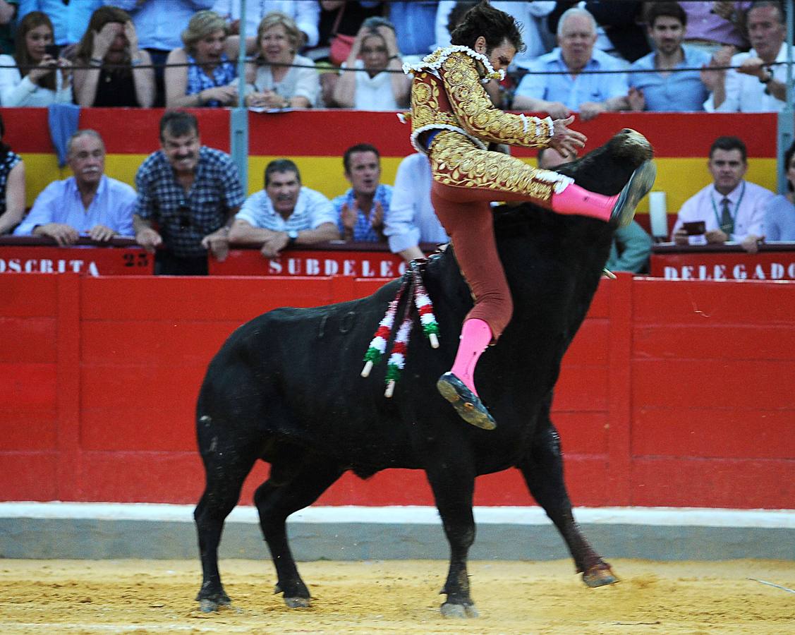 José Tomás y Cerro salieron a hombros por la Puerta Grande en Granada