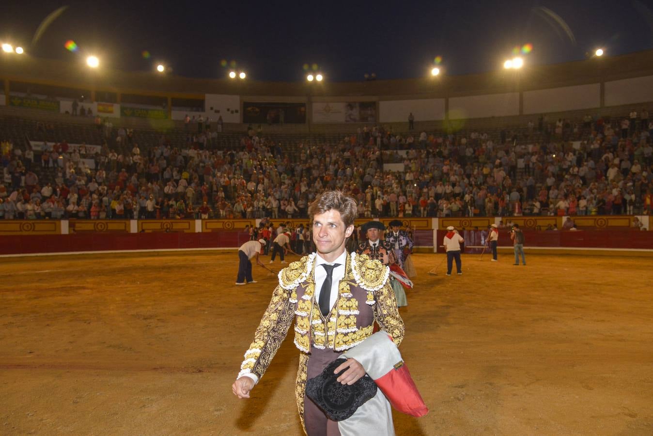 Perera y Campos salen a hombros en Badajoz