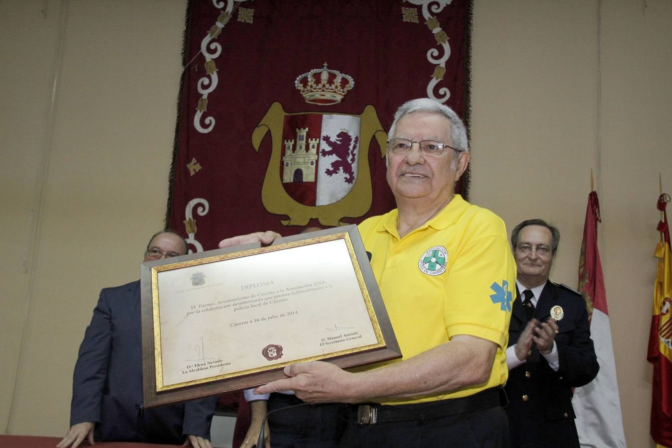 La Policía Local de Cáceres reconoce la labor de varios agentes