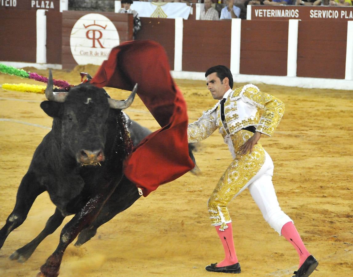 Puerta grande para Alejandro Fermín en la nocturna del Martes Mayor