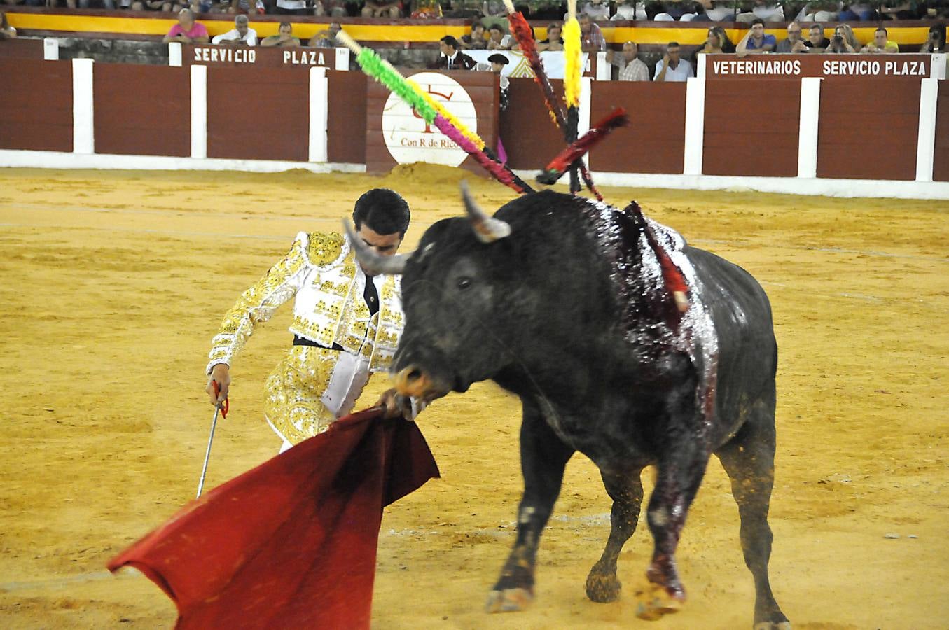 Puerta grande para Alejandro Fermín en la nocturna del Martes Mayor