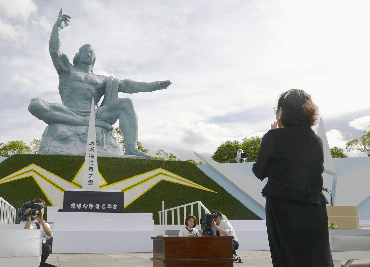 Sábado 9 de agosto: Nagasaki conmemora el 69 aniversario del lanzamiento de la bomba atómica. AFP PHOTO / JIJI PRESS